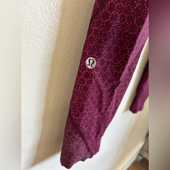 Lululemon Inspire Crop II Luxtreme | Size 8 | Berry Rumble Magenta Dot Print - Picture 6 of 6